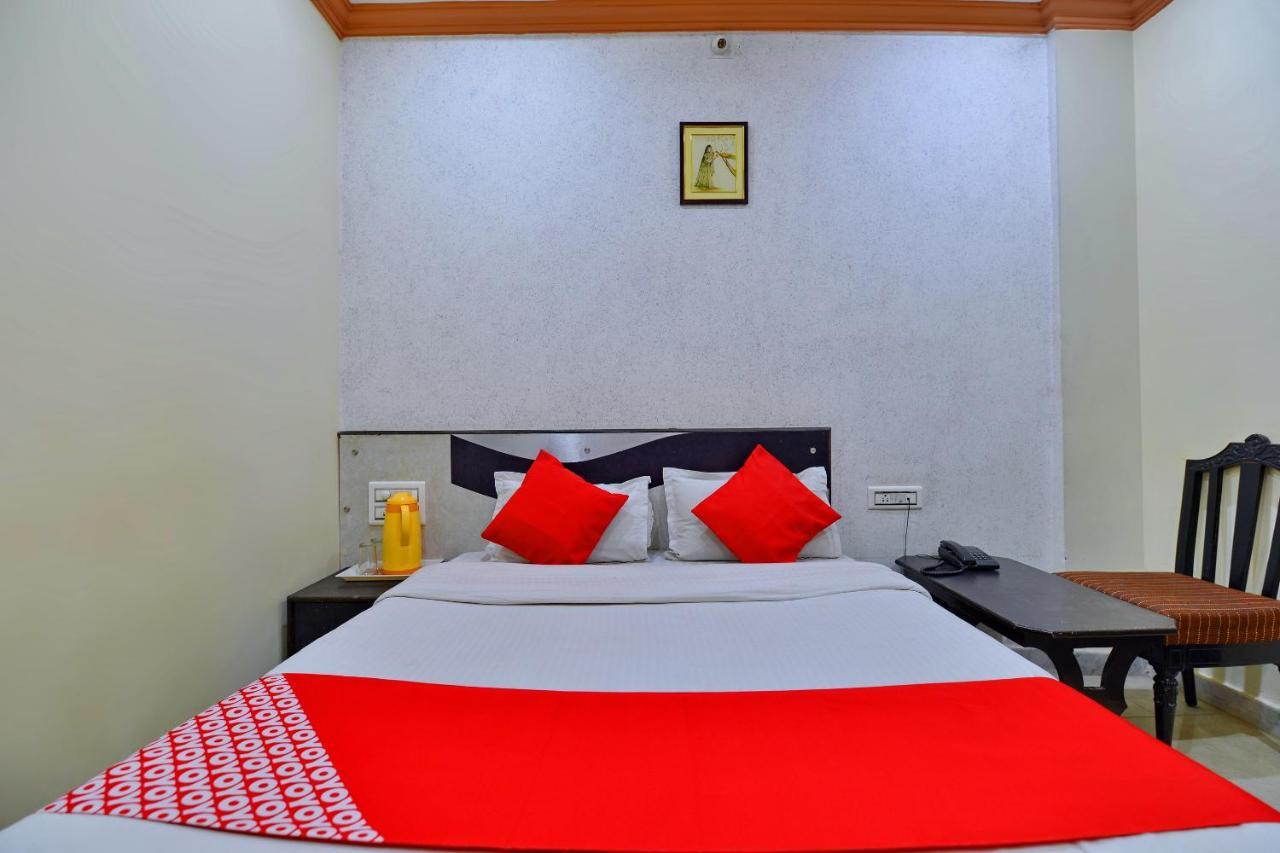 OYO 6541 Hotel Relax Inn Udaipur Buitenkant foto